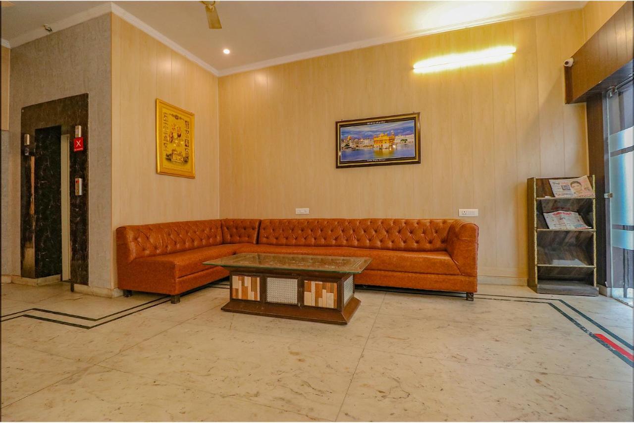 Fabhotel Gd Sunrise Inn Амритсар Экстерьер фото